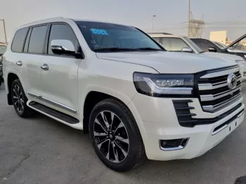 Toyota Landcruiser 4.6L GXR 2013 4WD