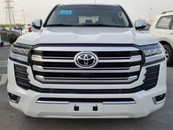 Toyota Landcruiser 4.6L GXR 2013 4WD