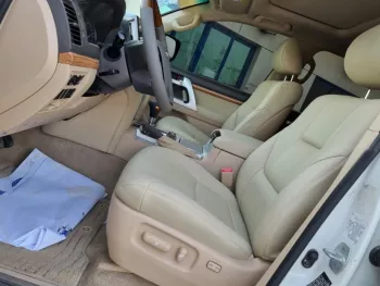Toyota Landcruiser 4.6L GXR 2013 4WD