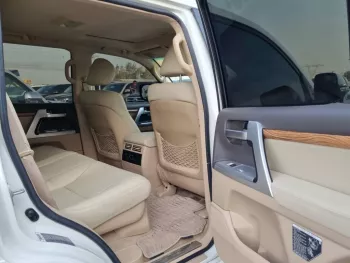 Toyota Landcruiser 4.6L GXR 2013 4WD