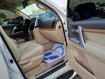 Toyota Landcruiser 4.6L GXR 2013 4WD