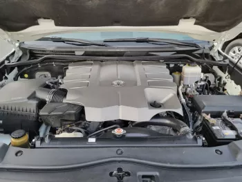Toyota Landcruiser 4.6L GXR 2013 4WD