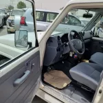 New Toyota Land Cruiser Pick Up 4.0L Double Cab 2022 - Thumbnail 9