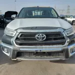 Toyota Hilux GLXS 2022 Black Full Option - Thumbnail 3