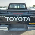 Toyota Hilux GLXS 2022 Black Full Option - Thumbnail 4