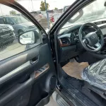 Toyota Hilux GLXS 2022 Black Full Option - Thumbnail 8