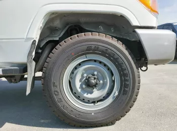 Toyota Landcruiser Hardtop 4.2L 2022 DC MT White Diesel