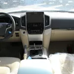 Toyota land cruiser 2021 5.7L - Thumbnail 8
