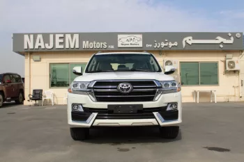 Toyota land Cruiser 2021 5.7L 5Doors
