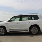 Toyota land Cruiser 2021 5.7L 5Doors - Thumbnail 6