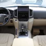 Toyota land Cruiser 2021 5.7L 5Doors - Thumbnail 10