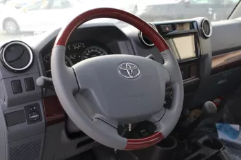 Toyota land cruiser 2022 - 2Doors