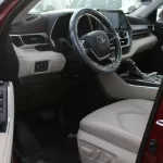 Toyota Highlander Hybrid Limited 2.5L 2022 Red - Thumbnail 9