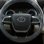 Toyota Highlander Hybrid Limited 2.5L 2022 Red - Thumbnail 13