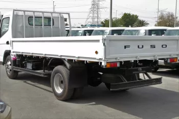 MITSUBISHI FUSO CANTER 2021