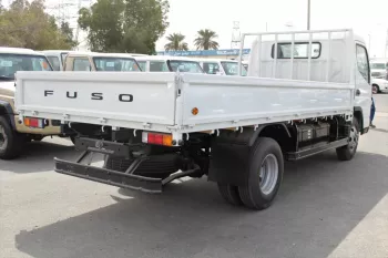 MITSUBISHI FUSO CANTER 2021