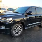 Toyota Land Cruiser Black Petrol 2014 - Thumbnail 1