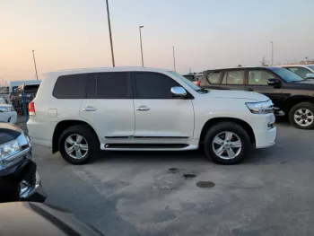 TOYOTA LAND CRUSIER MODEL 2009 GXR V8 4.6