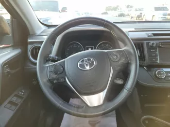 TOYOTA RAV4 2.4 2018 RWD