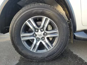 TOYOTA FORTUNER PETROL V4 2019 4WD