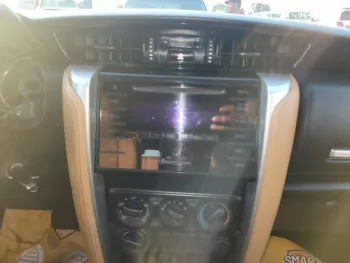 TOYOTA FORTUNER PETROL V4 2019 4WD