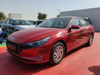 Hyundai Elantra 1.6L Mid Option, Model 2025