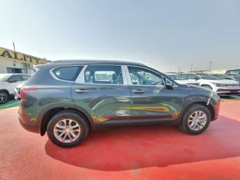 Hyundai Santa Fe GL, 2.5L, 7Seats,Model 2023