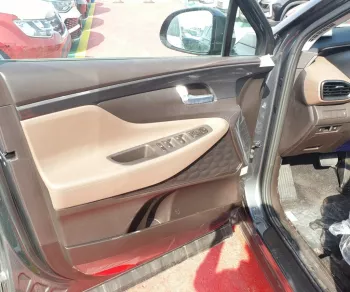 Hyundai Santa Fe GL, 2.5L, 7Seats,Model 2023