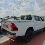 TOYOTA HILUX 2.4 DIESEL BASIC WITHE POWER WINDOW MODEL 2022 - Thumbnail 3