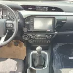TOYOTA HILUX 2.4 DIESEL BASIC WITHE POWER WINDOW MODEL 2022 - Thumbnail 7
