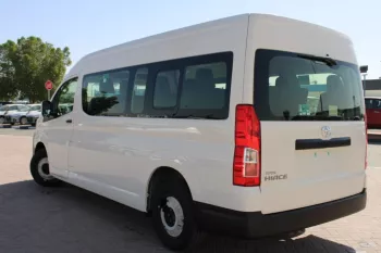 TOYOTA HIACE BUS 2.8L DIESEL 13 SEATER DX MANUAL