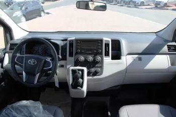 TOYOTA HIACE BUS 2.8L DIESEL 13 SEATER DX MANUAL