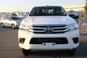 LHD - TOYOTA HILUX 2.4L DIESEL DOUBLE CABIN 4 X 4 DLX - E MANUAL