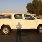LHD - TOYOTA HILUX 2.4L DIESEL DOUBLE CABIN 4 X 4 DLX - E MANUAL - Thumbnail 5