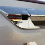 LHD - TOYOTA HILUX 4.0L PETROL V6 DOUBLE CABIN 4 X 4 VX FULL OPTION AUTO - Thumbnail 6