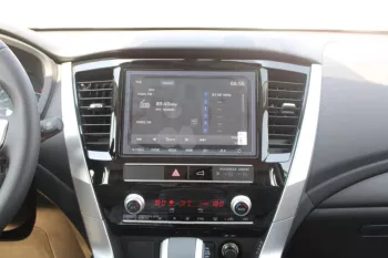 LHD - MITSUBISHI PAJERO SPORT 2.4L DIESEL 4WD FULL OPTION AUTO