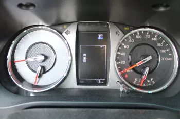 2023 TOYOTA HILUX 4.0L PET V6 4WD DC GRS AT