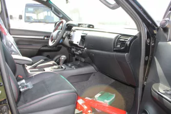 2023 TOYOTA HILUX 4.0L PET V6 4WD DC GRS AT