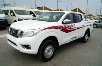 LHD - NISSAN NAVARA 2.5L PETROL 4WD DC SE AUTO