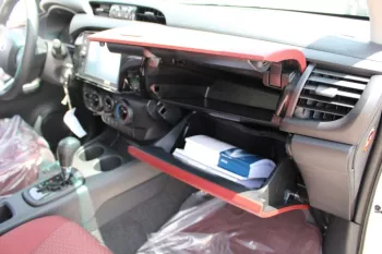 LHD - TOYOTA HILUX 126 2.7L PETROL 4WD DC DLX-G AT