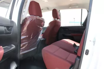 LHD - TOYOTA HILUX 126 2.7L PETROL 4WD DC DLX-G AT