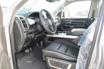 DODGE LARAMI 3.6L V6 PET DOUBLE CAB 4 X 4 PENT AUTO 2022