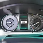TOYOTA HILUX 2.8L DIESEL DOUBLE CAB 4WD GLXS Z MT 2023 - Thumbnail 6