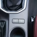 TOYOTA HILUX 2.8L DIESEL DOUBLE CAB 4WD GLXS Z MT 2023 - Thumbnail 9