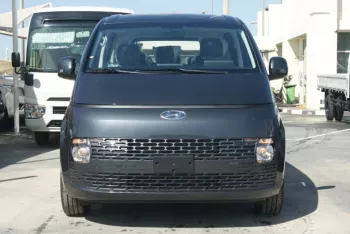 LHD - HYUNDAI STARIA 3.5L PETROL 11 SEATER AUTO - COMFORT