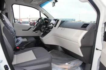 TOYOTA HIACE 3.5 L PETROL GL FULL OPTIONS AUTO