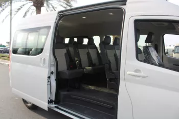TOYOTA HIACE 3.5 L PETROL GL FULL OPTIONS AUTO