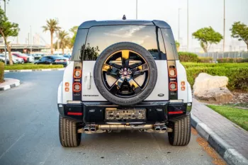 Land Rover Defender V 8 2023