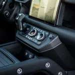 Land Rover Defender V 8 2023 - Thumbnail 13