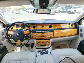 Rolls Royce phantom 2014